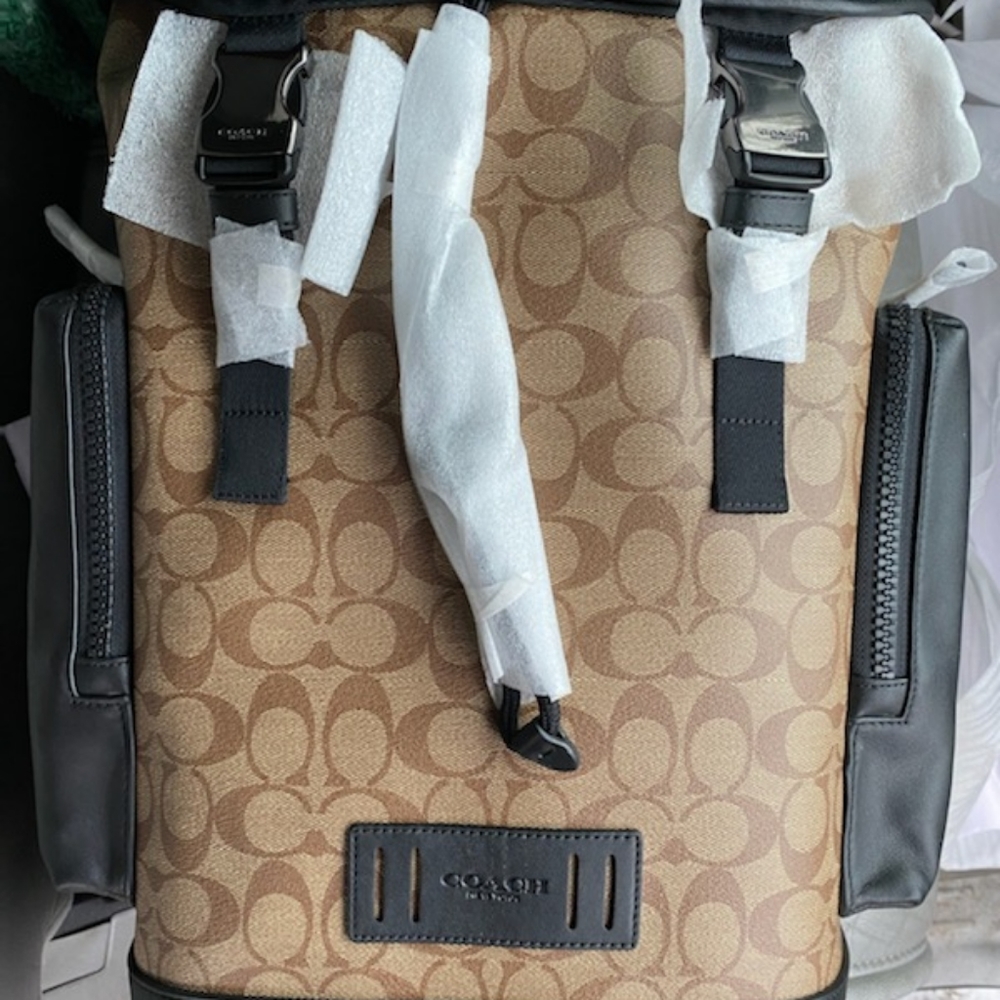 Coach BackPack - Picture 1 of 4